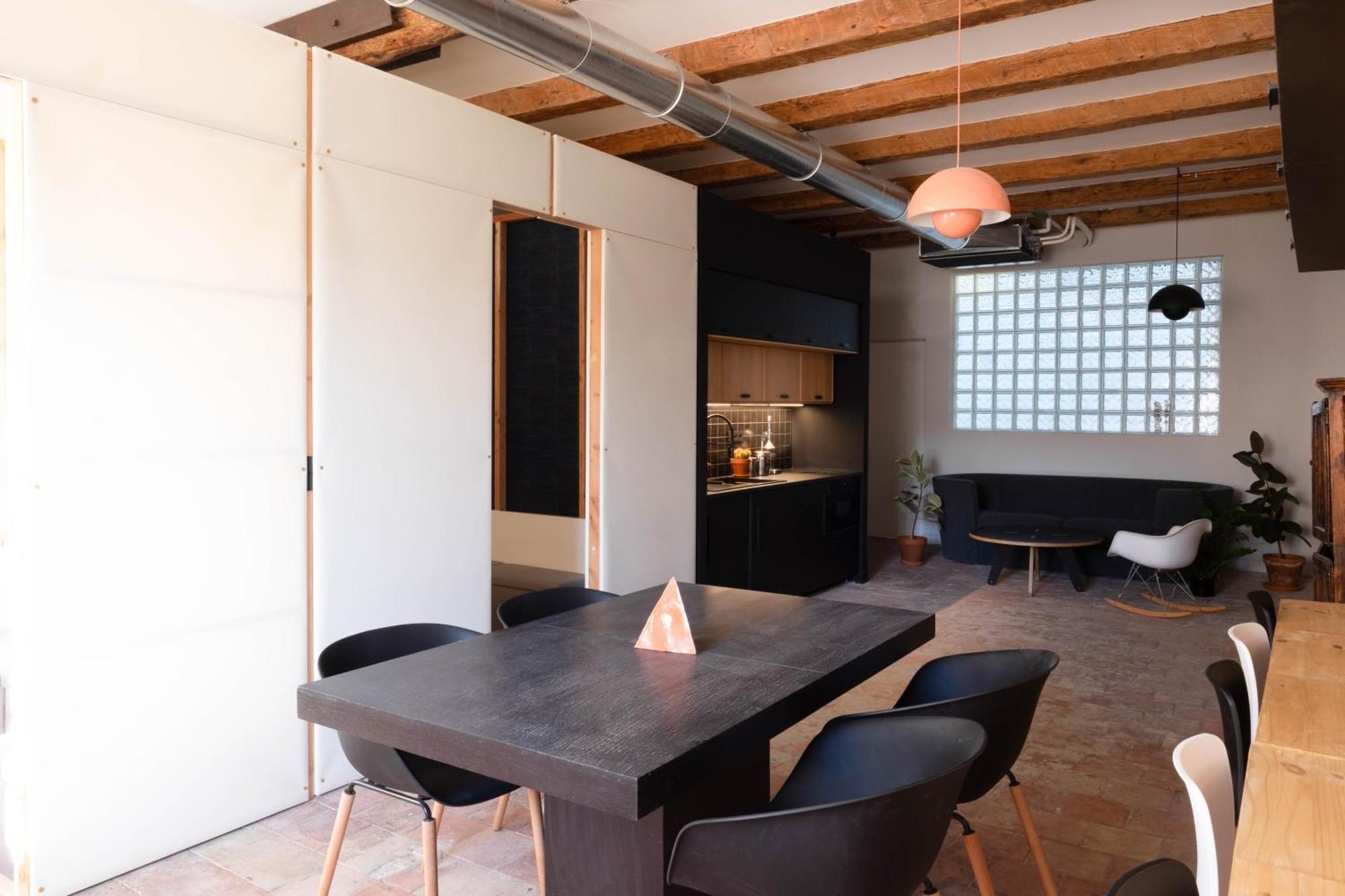 Heart Of Marseille, Loft Atypical & Spacious , Perfect For Couple And Couple With 1 Small Kid, Perfect For 2 Friends Bagian luar foto